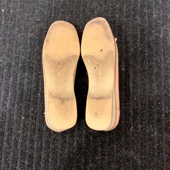 Salvatore Ferragamo Dockside, Size 5.5 - Picture 2 of 5